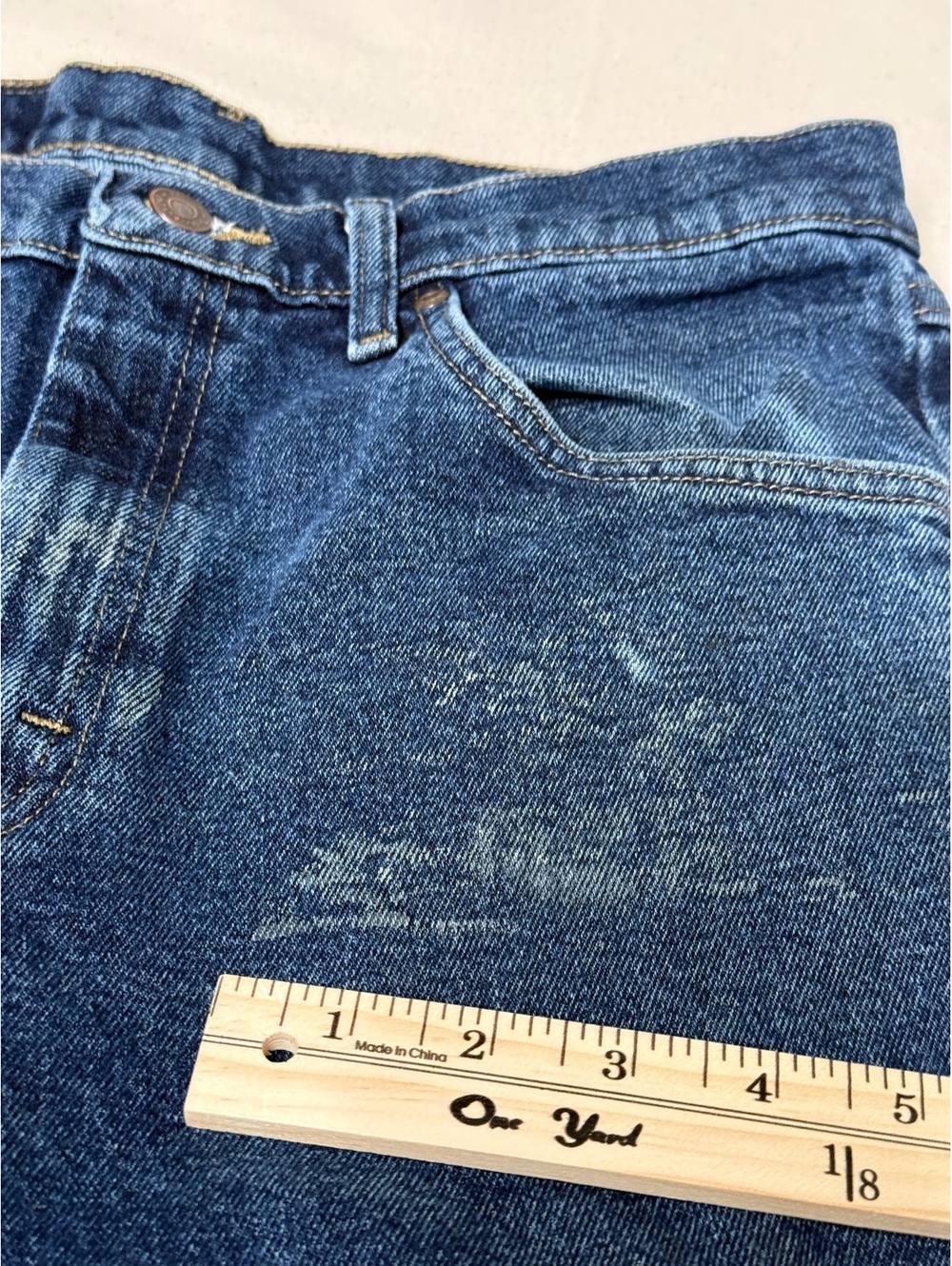 Wrangler 1096FXVF Men’s 32x32 Blue Jeans Authentic Farmer Workwear Distressed - Picture 6 of 8